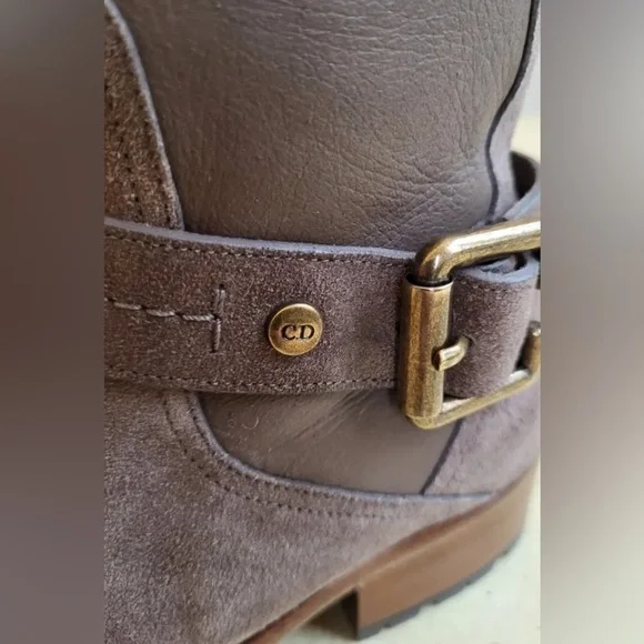 Christian Dior Brown Suede Mid-Calf Moto Boots Fur lined - Picture 4 of 4